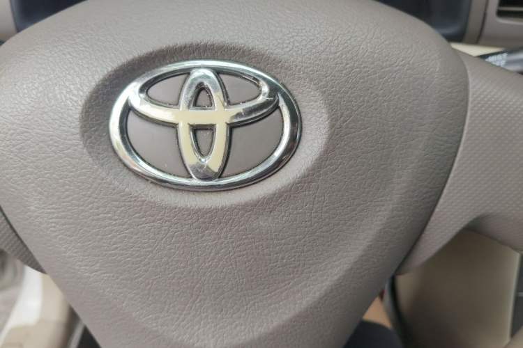 Used Toyota Corolla EX 2011 1.6L Automatic Classic Edition Vehicle Key