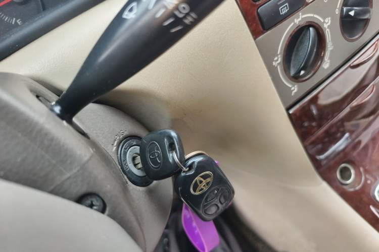 Used Toyota Corolla EX 2011 1.6L Automatic Classic Edition Vehicle Key