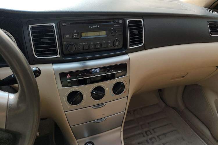 Used Toyota Corolla EX 2013 1.6L Manual Value Edition Audio And AC Panel