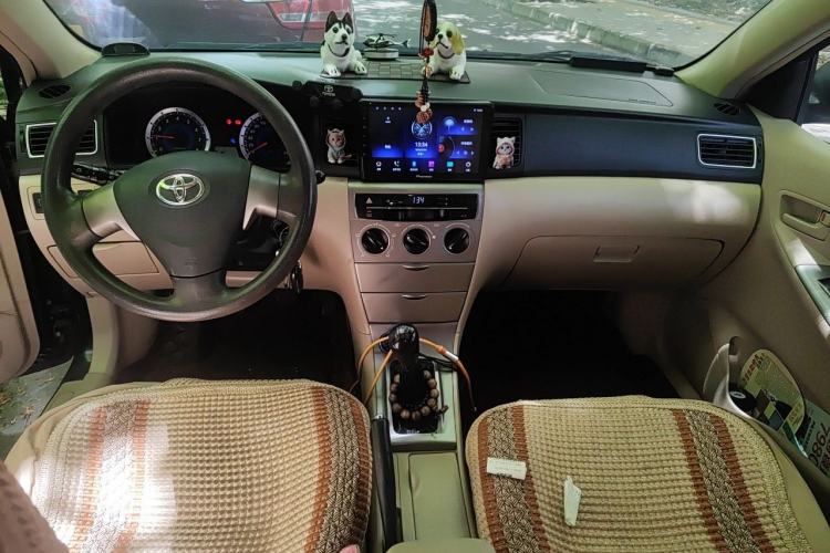 Used Toyota Corolla EX 2013 1.6L Manual Luxury Edition Center Console