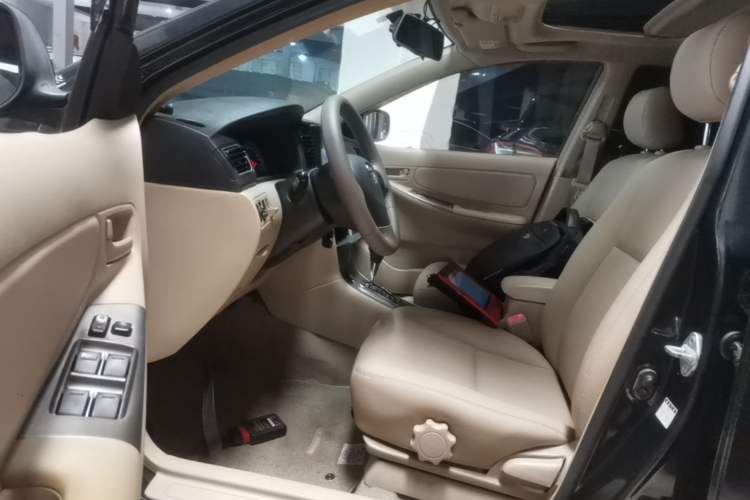 Used Toyota Corolla EX 2013 1.6L Automatic Excellence Edition Driver Seat