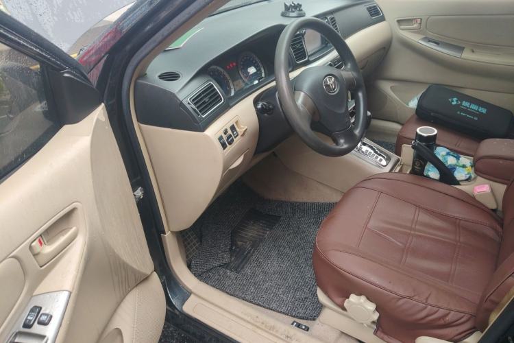 Used Toyota Corolla EX 2013 1.6L Automatic Luxury Edition Driver Seat
