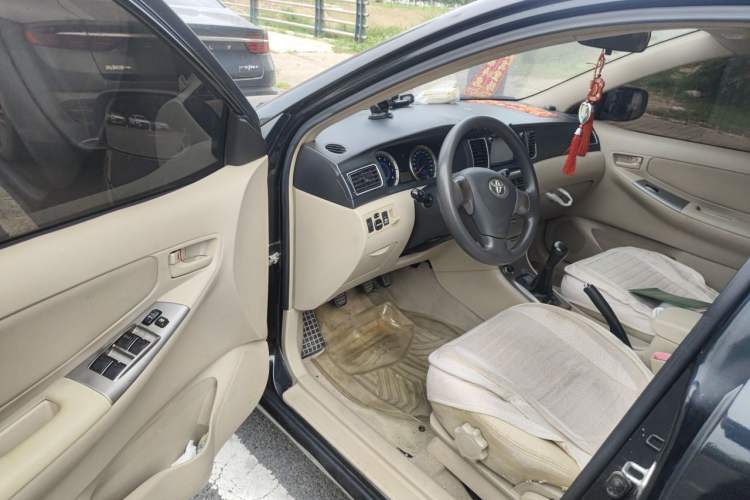 Used Toyota Corolla EX 2013 1.6L Manual Excellence Edition Driver Seat