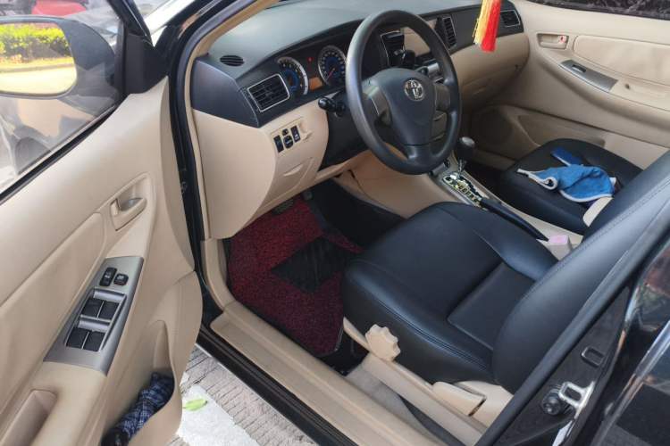 Used Toyota Corolla EX 2013 1.6L Automatic Excellence Edition Driver Seat