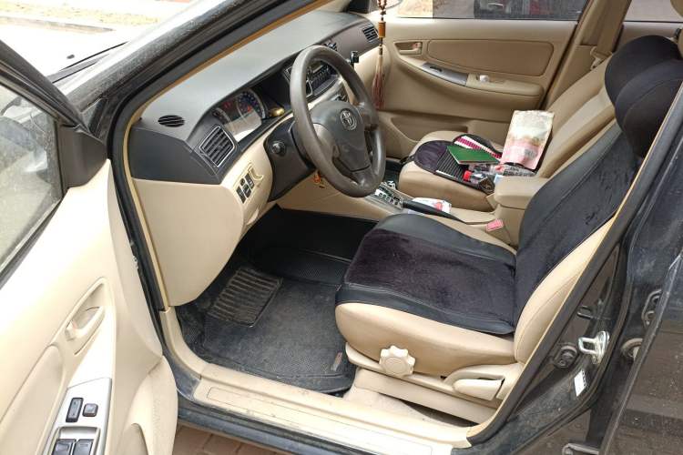 Used Toyota Corolla EX 2013 1.6L Automatic Excellence Edition Driver Seat