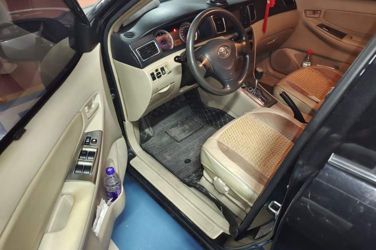 Used Toyota Corolla EX 2013 1.6L Automatic Excellence Edition Driver Seat