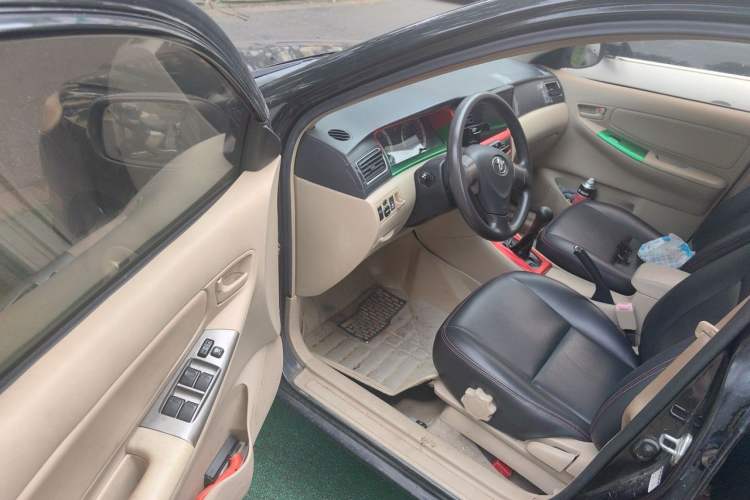 Used Toyota Corolla EX 2013 1.6L Manual Luxury Edition Driver Seat