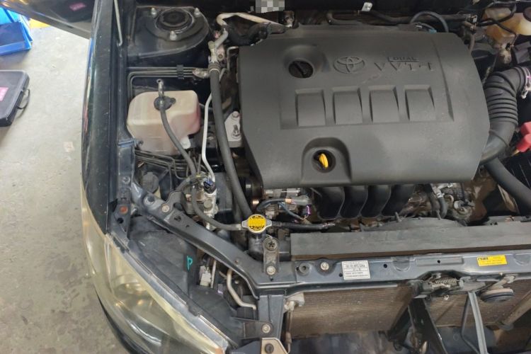 Used Toyota Corolla EX 2013 1.6L Automatic Excellence Edition Engine Bay Right