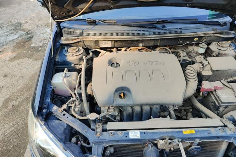 Used Toyota Corolla EX 2013 1.6L Manual Value Edition Engine Bay Right