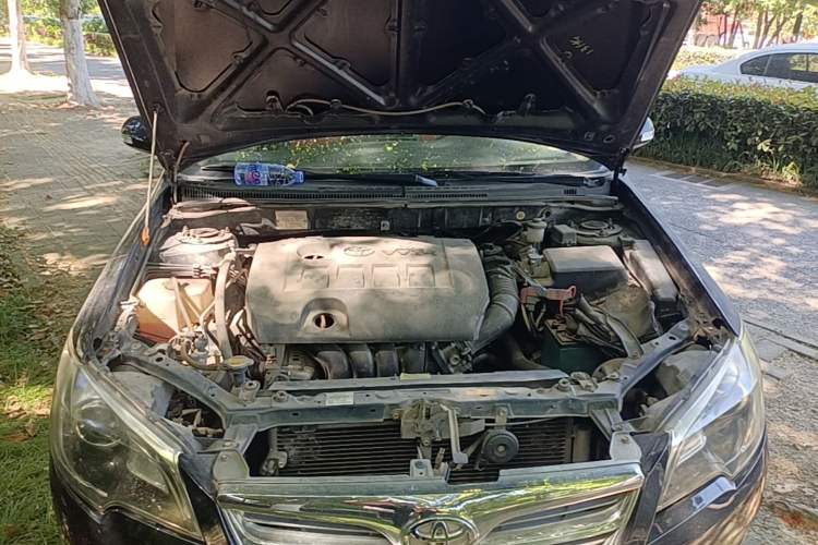 Used Toyota Corolla EX 2013 1.6L Manual Excellence Edition Engine Bay