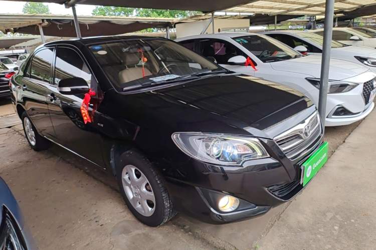 Used Toyota Corolla EX 2013 1.6L Automatic Luxury Edition Exterior 1
