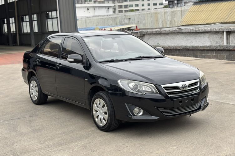Used Toyota Corolla EX 2013 1.6L Manual Excellence Edition Exterior 2