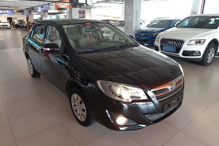 Used Toyota Corolla EX 2013 1.6L Automatic Excellence Edition Exterior 2