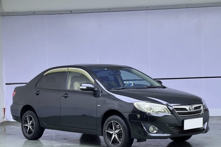 Used Toyota Corolla EX 2013 1.6L Manual Excellence Edition Exterior 3