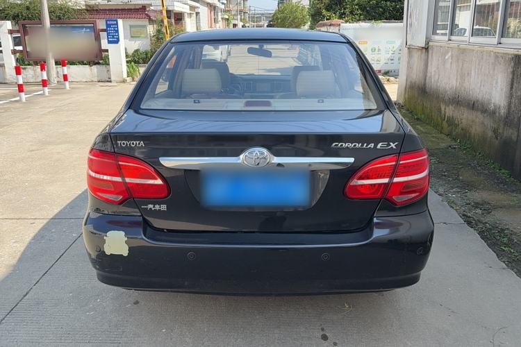 Used Toyota Corolla EX 2013 1.6L Manual Luxury Edition Exterior 4