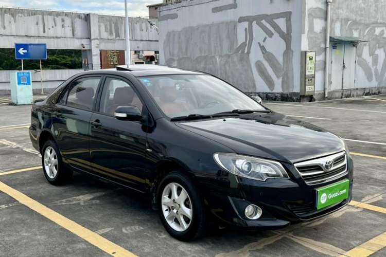 Used Toyota Corolla EX 2013 1.6L Automatic Excellence Edition Exterior 4