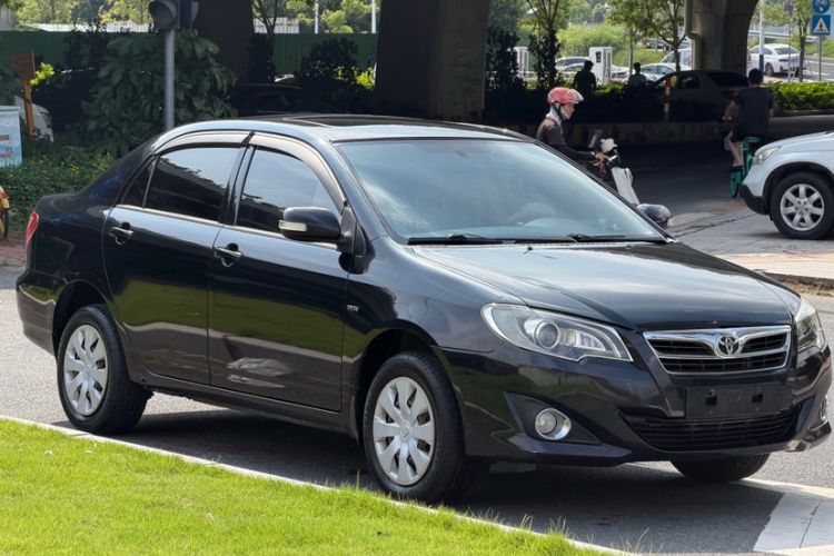 Used Toyota Corolla EX 2013 1.6L Automatic Excellence Edition Exterior 5