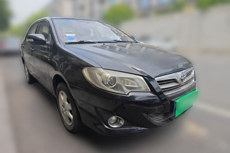 Used Toyota Corolla EX 2013 1.6L Automatic Luxury Edition Front Right 45 Deg