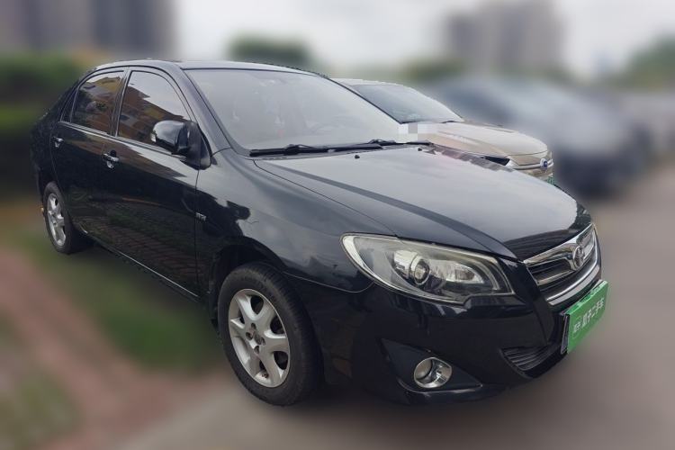 Used Toyota Corolla EX 2013 1.6L Manual Luxury Edition Front Right 45 Deg
