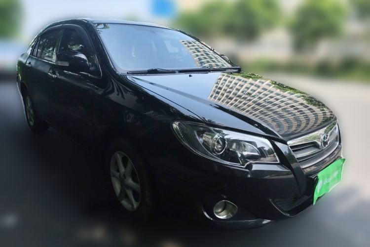 Used Toyota Corolla EX 2013 1.6L Manual Value Edition Front Right 45 Deg