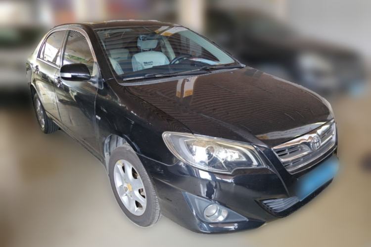 Used Toyota Corolla EX 2013 1.6L Manual Excellence Edition Front Right 45 Deg