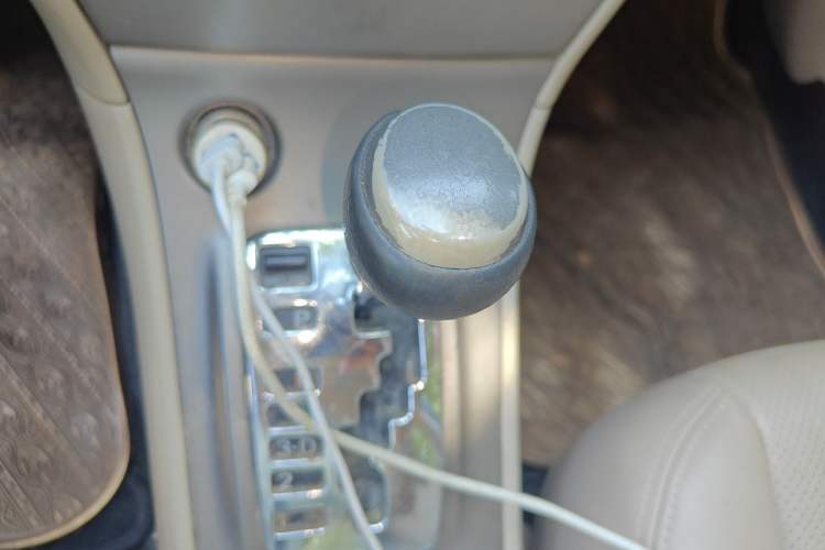 Used Toyota Corolla EX 2013 1.6L Automatic Excellence Edition Gear Lever