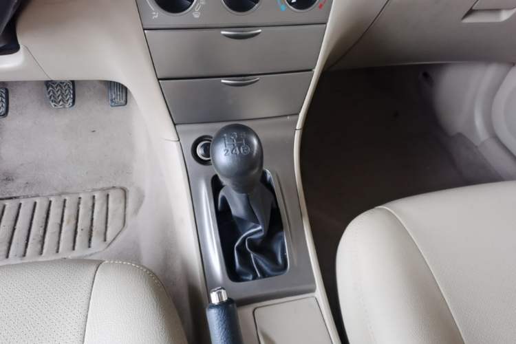 Used Toyota Corolla EX 2013 1.6L Manual Excellence Edition Gear Lever