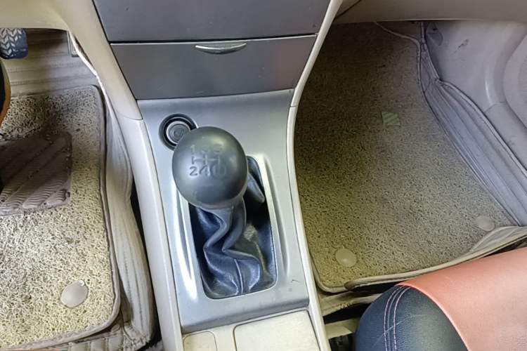 Used Toyota Corolla EX 2013 1.6L Manual Excellence Edition Gear Lever