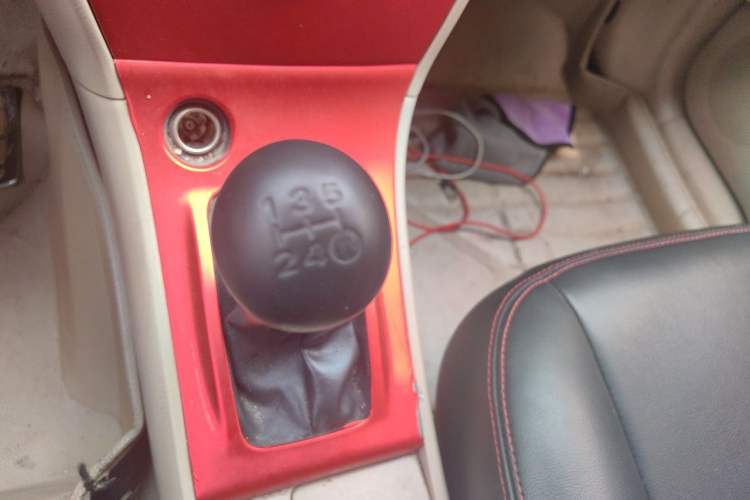 Used Toyota Corolla EX 2013 1.6L Manual Luxury Edition Gear Lever