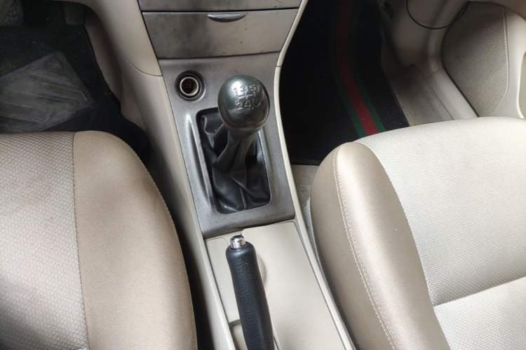 Used Toyota Corolla EX 2013 1.6L Manual Excellence Edition Gear Lever