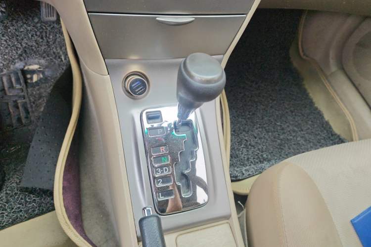Used Toyota Corolla EX 2013 1.6L Automatic Excellence Edition Gear Lever