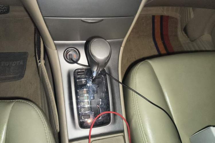 Used Toyota Corolla EX 2013 1.6L Automatic Luxury Edition Gear Lever