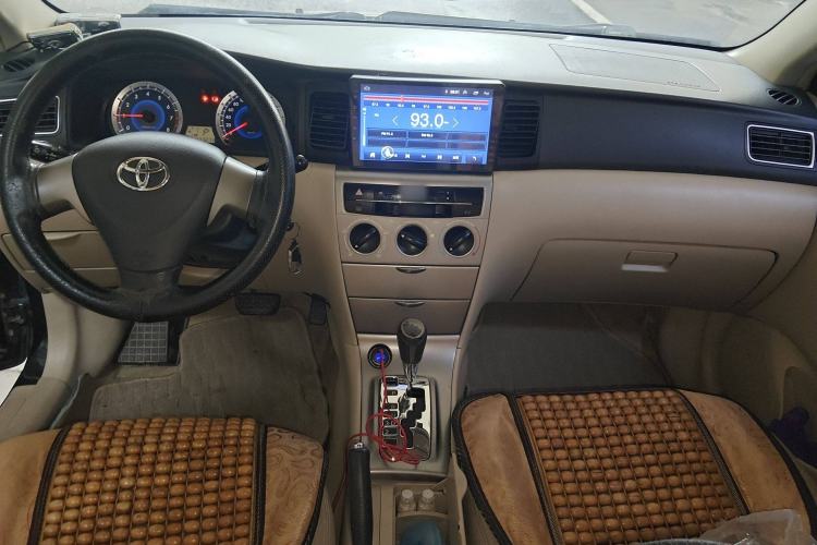 Used Toyota Corolla EX 2013 1.6L Automatic Luxury Edition Interior 2