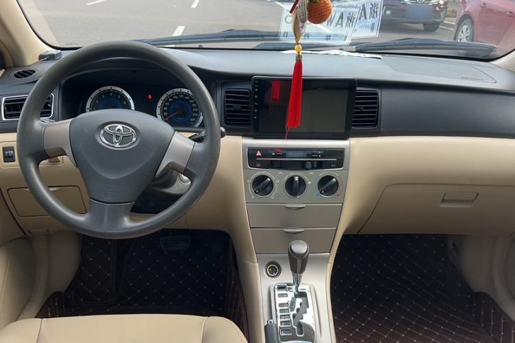 Used Toyota Corolla EX 2013 1.6L Automatic Luxury Edition Interior 2