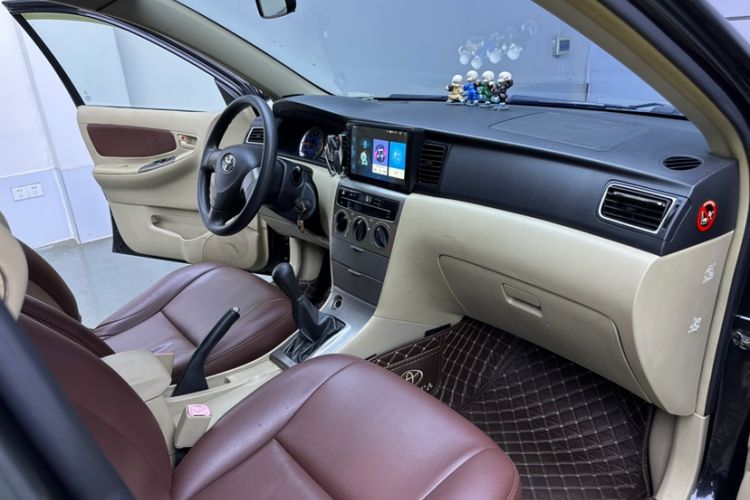 Used Toyota Corolla EX 2013 1.6L Manual Excellence Edition Interior 4