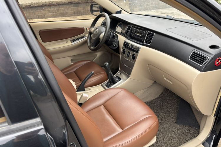 Used Toyota Corolla EX 2013 1.6L Manual Excellence Edition Interior 8