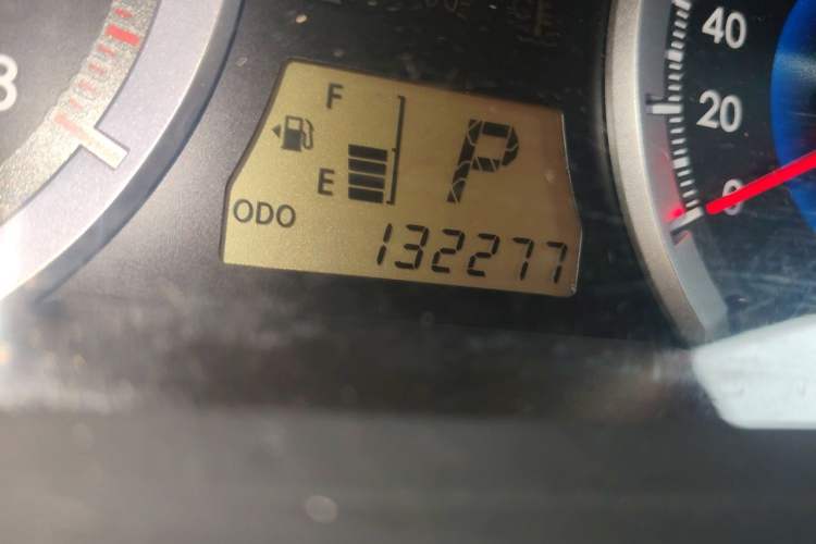 Used Toyota Corolla EX 2013 1.6L Automatic Luxury Edition Odometer Close Up