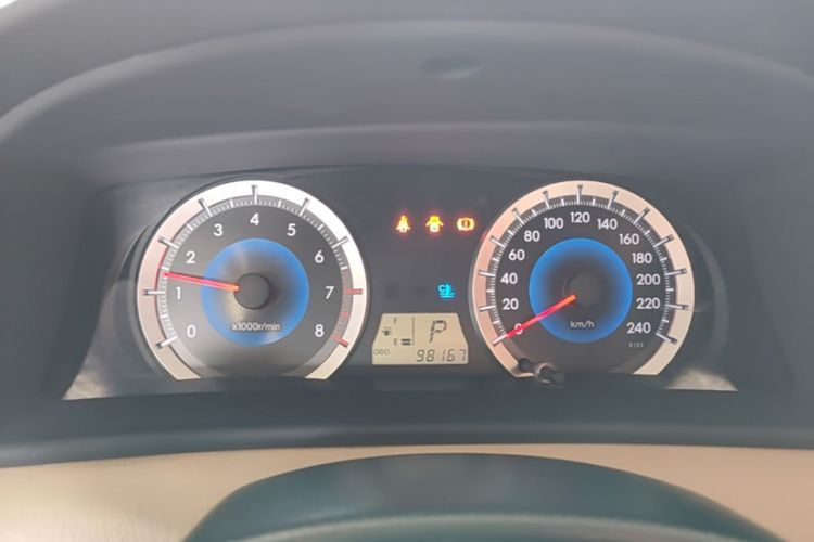Used Toyota Corolla EX 2013 1.6L Automatic Luxury Edition Odometer Close Up