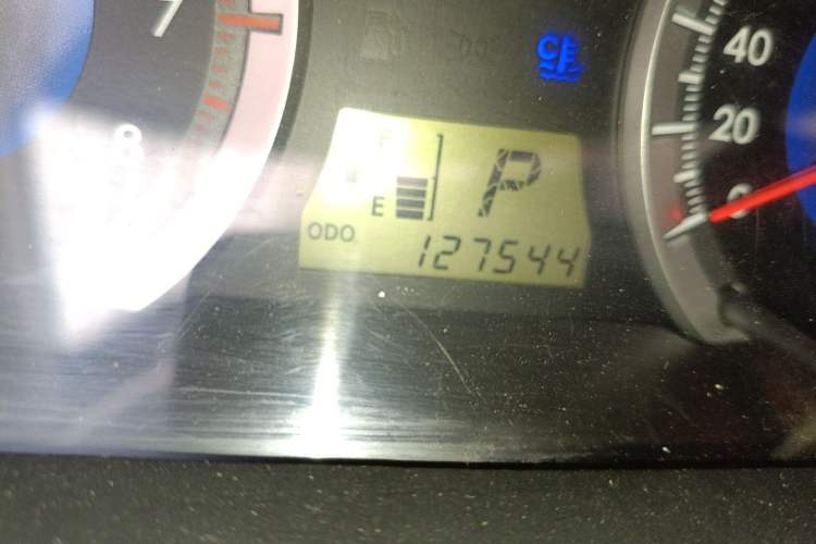 Used Toyota Corolla EX 2013 1.6L Automatic Excellence Edition Odometer Close Up