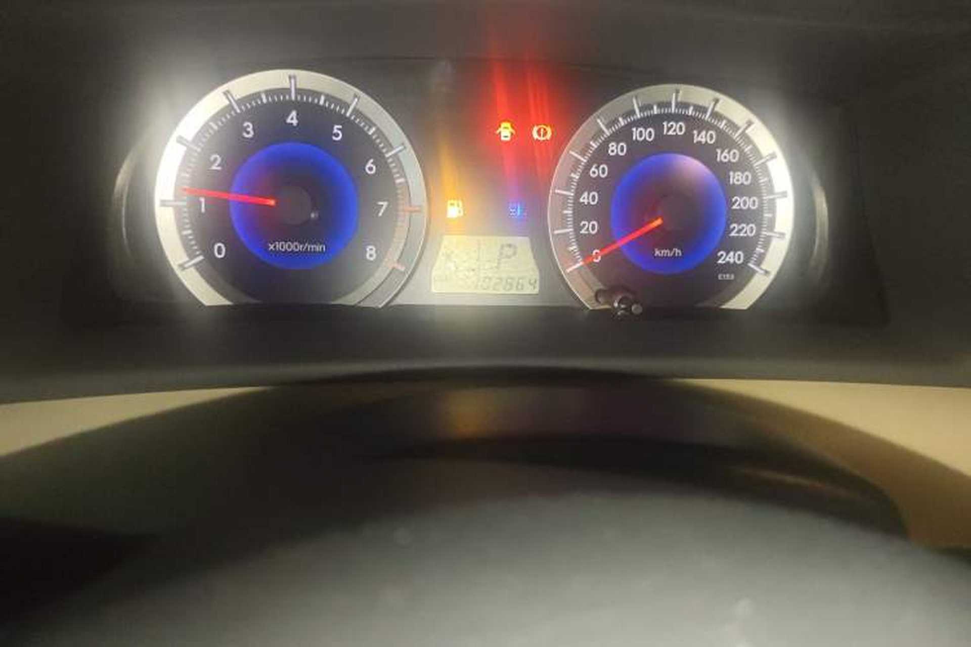 Used Toyota Corolla EX 2013 1.6L Automatic Excellence Edition Odometer Close Up