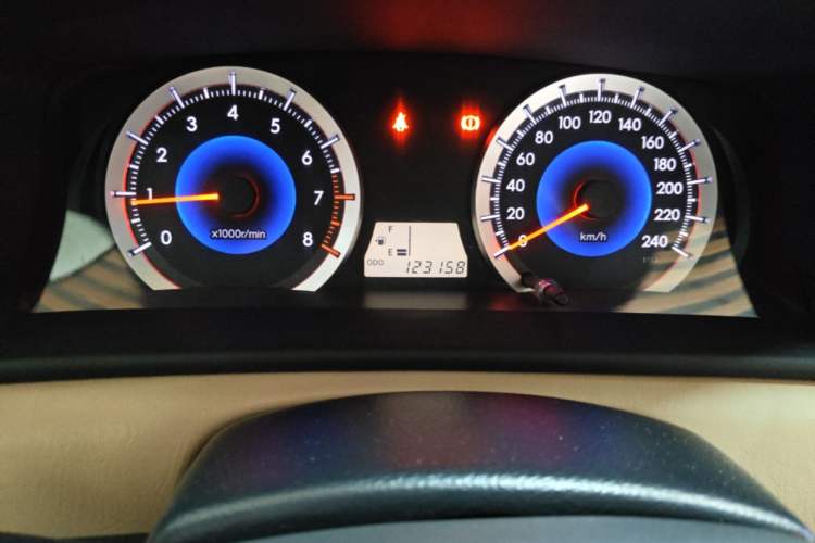 Used Toyota Corolla EX 2013 1.6L Manual Excellence Edition Odometer Close Up
