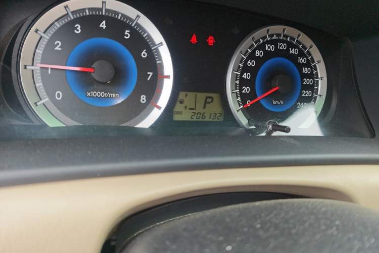 Used Toyota Corolla EX 2013 1.6L Automatic Excellence Edition Odometer Close Up