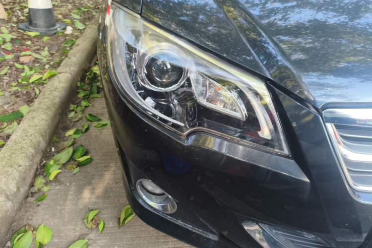 Used Toyota Corolla EX 2013 1.6L Automatic Excellence Edition Right Front Headlight