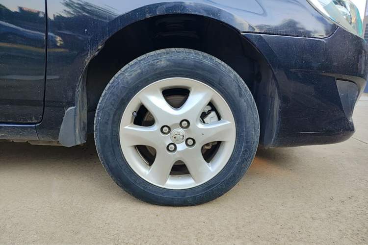 Used Toyota Corolla EX 2013 1.6L Manual Value Edition Right Front Wheel Hub