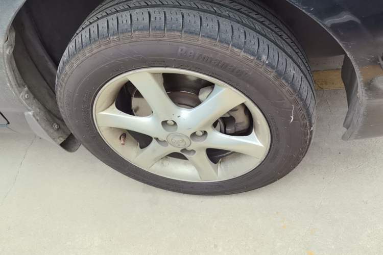 Used Toyota Corolla EX 2013 1.6L Manual Excellence Edition Right Front Wheel Hub