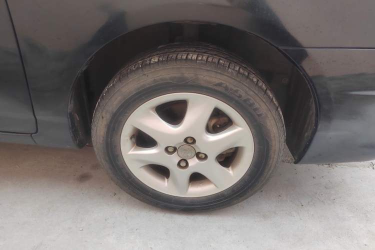 Used Toyota Corolla EX 2013 1.6L Manual Luxury Edition Right Front Wheel Hub