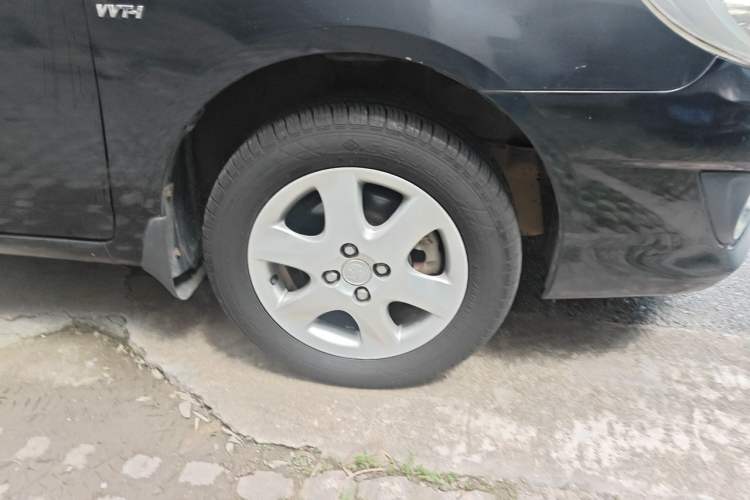 Used Toyota Corolla EX 2013 1.6L Automatic Luxury Edition Right Front Wheel Hub