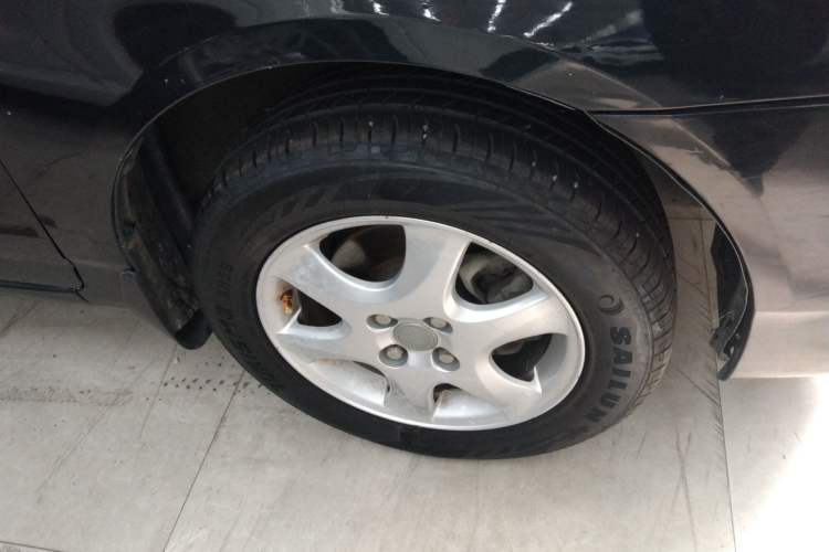 Used Toyota Corolla EX 2013 1.6L Manual Excellence Edition Right Front Wheel Hub