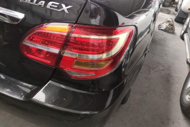 Used Toyota Corolla EX 2013 1.6L Manual Excellence Edition Right Rear Taillight
