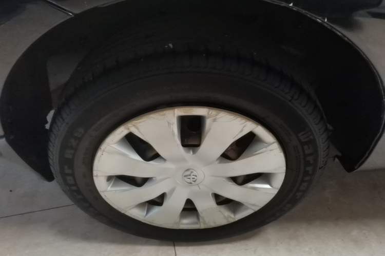 Used Toyota Corolla EX 2013 1.6L Automatic Excellence Edition Right Rear Wheel Hub